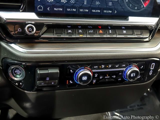 Certified 2025 GMC Sierra 1500 SLT image 17