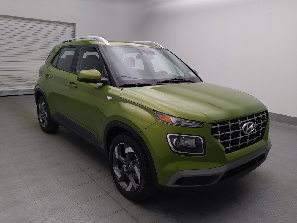Used 2021 Hyundai Venue SEL image 13