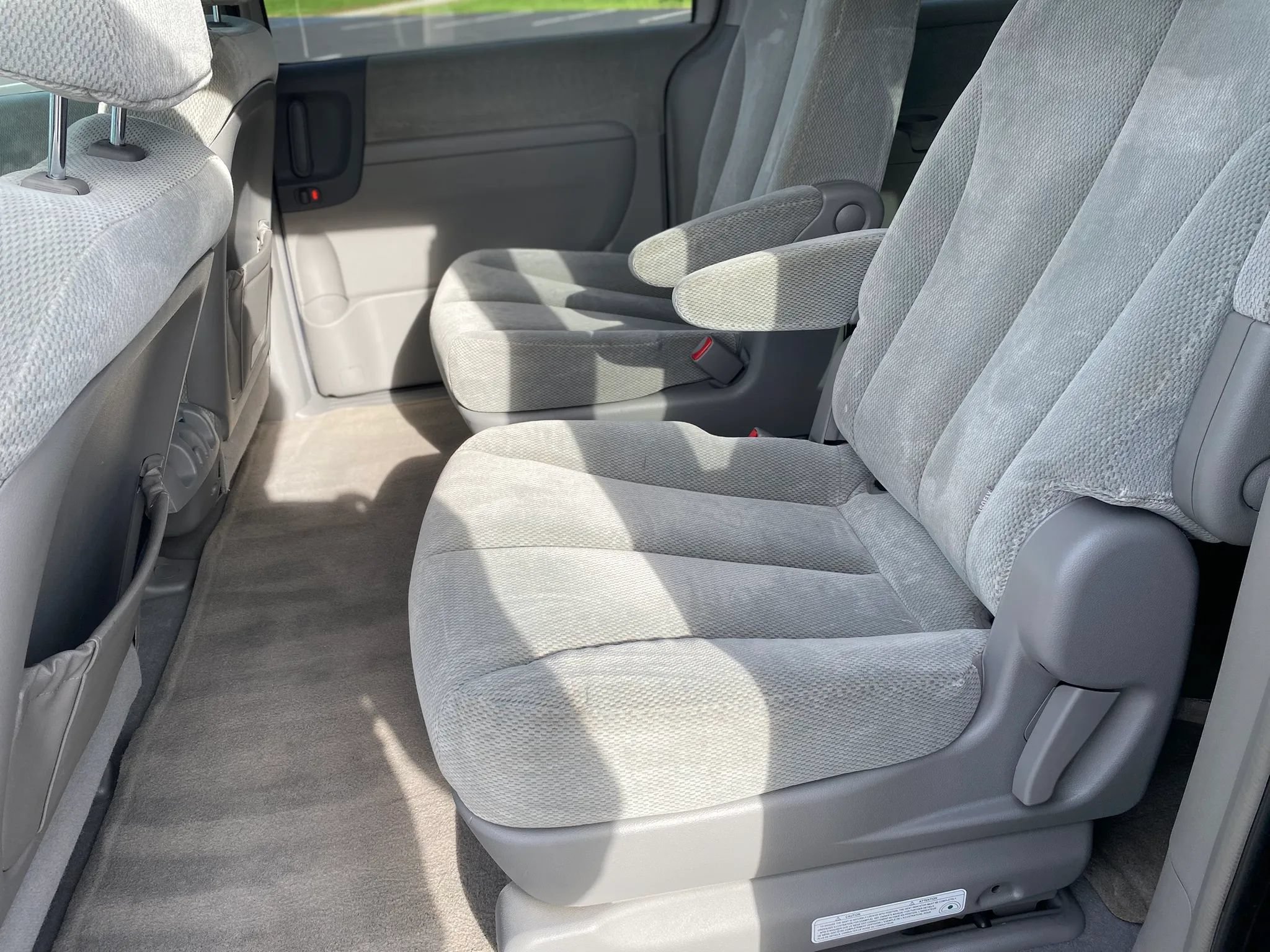 Used 2007 Kia Sedona EX w/ PWR Pkg FWD image 11