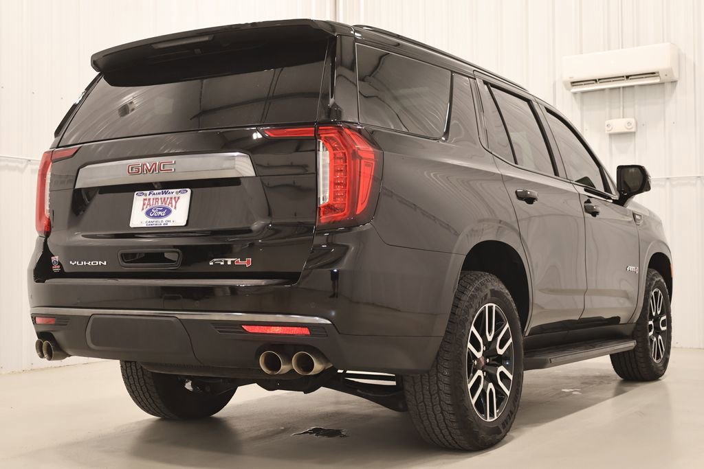 Used 2024 GMC Yukon AT4 w/ Technology Package image 9