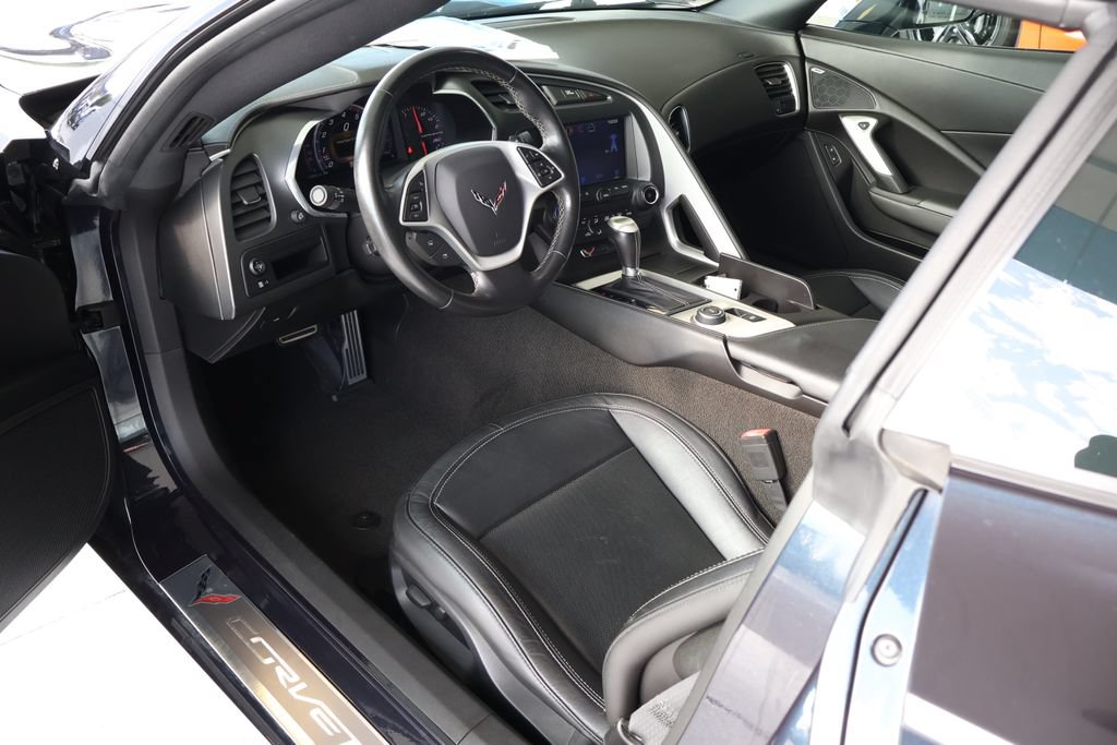 Used 2014 Chevrolet Corvette Stingray Coupe RWD image 13