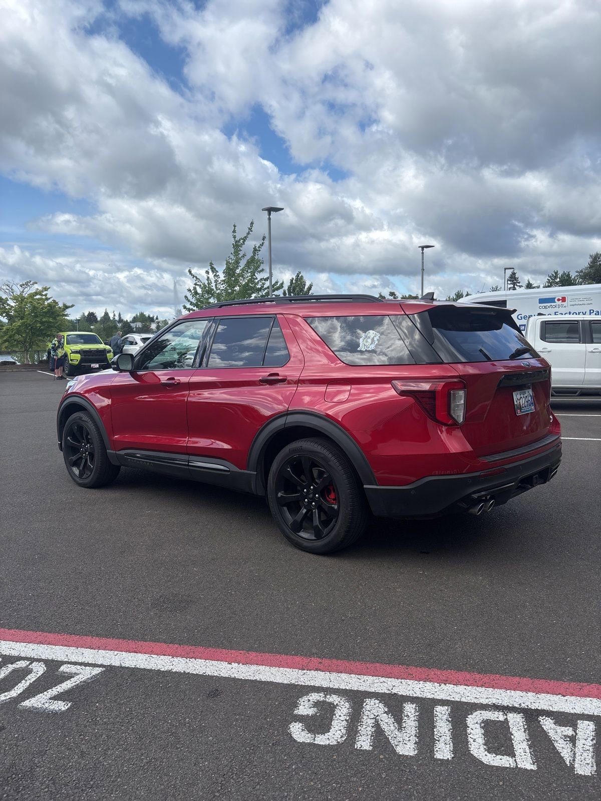 Used 2021 Ford Explorer ST w/ Equipment Group 401A AWD/4WD image 2