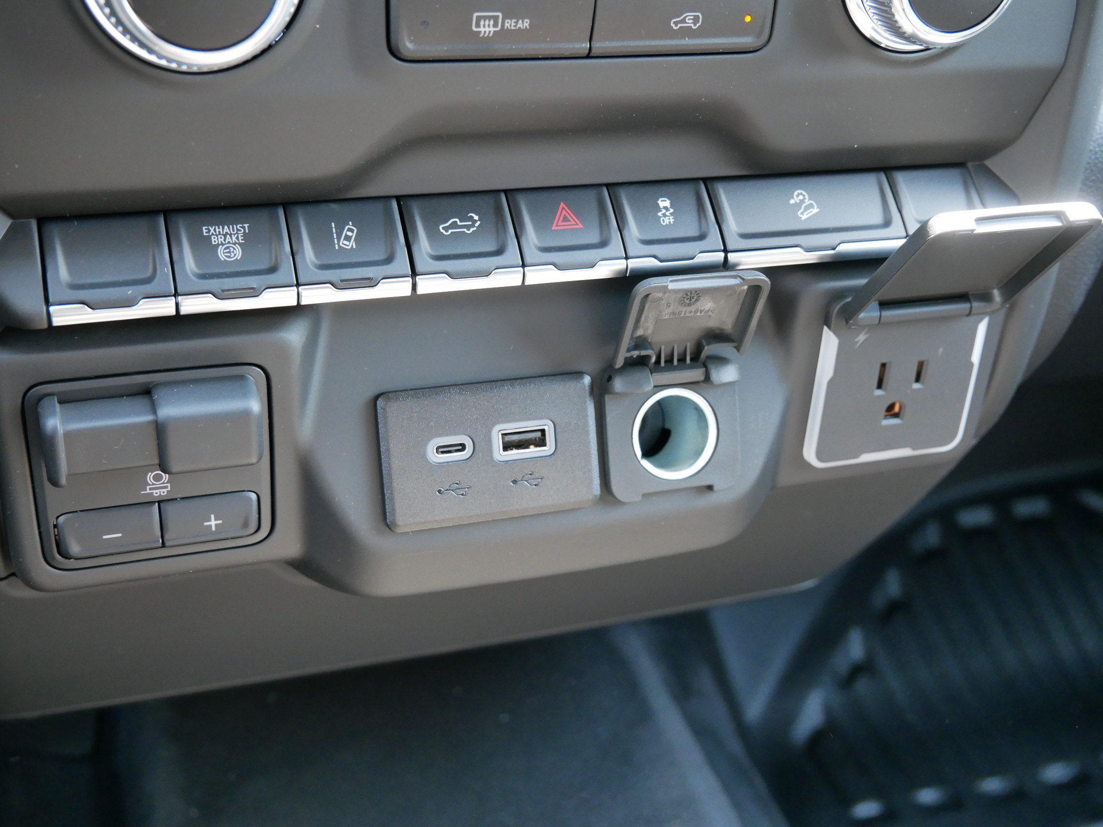 New 2025 GMC Sierra 3500 Pro w/ Convenience Package image 20