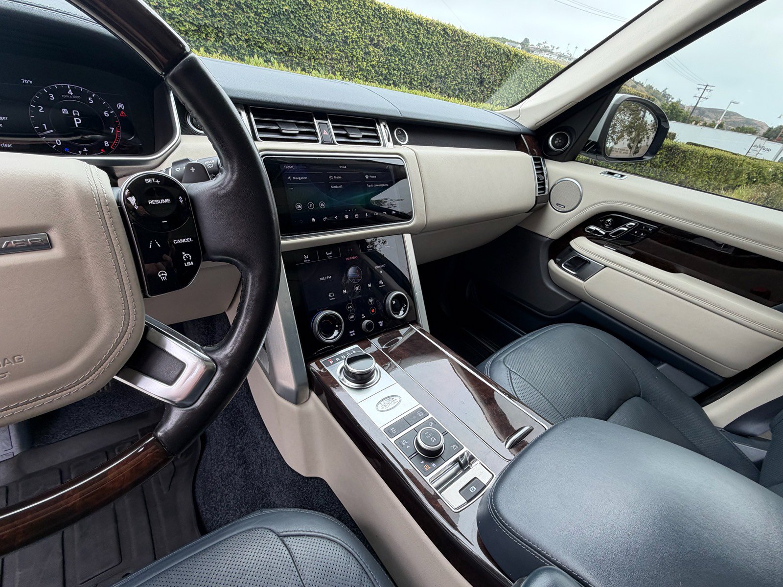 Used 2019 Land Rover Range Rover HSE AWD/4WD image 11