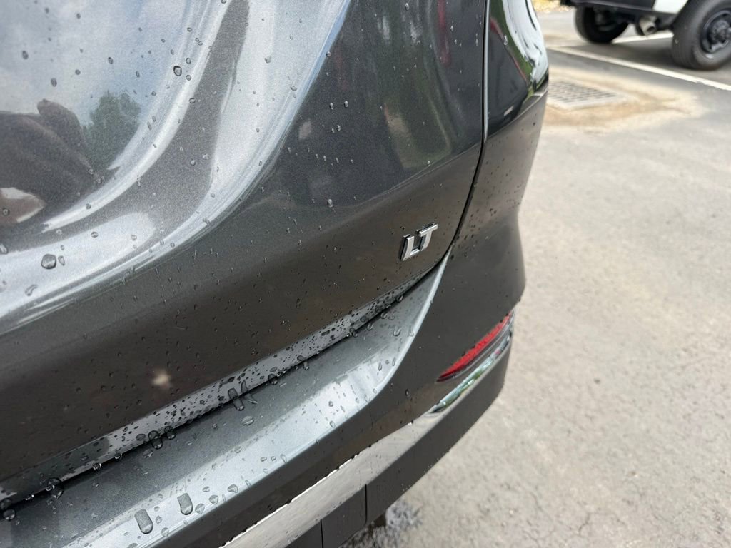 Used 2018 Chevrolet Equinox LT w/ Sun & Infotainment Package FWD image 37