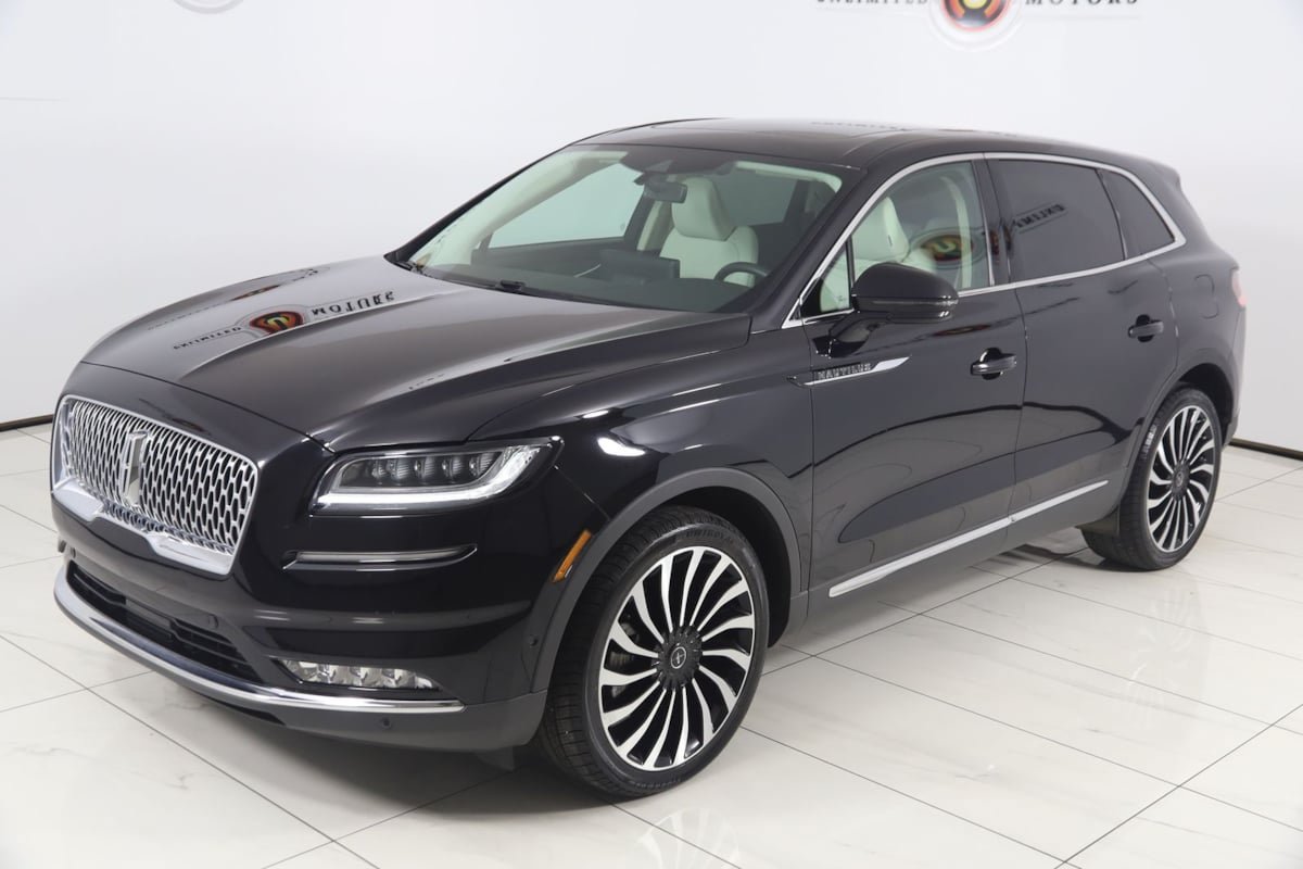 Used 2023 Lincoln Nautilus Black Label AWD/4WD image 24