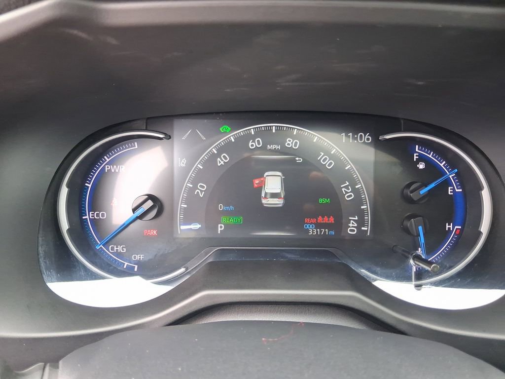 Used 2024 Toyota RAV4 XLE w/ Convenience Package image 19