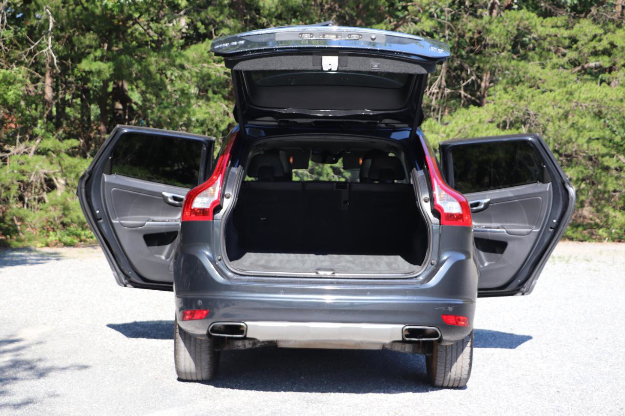 Used 2015 Volvo XC60 T6 Platinum AWD/4WD image 5
