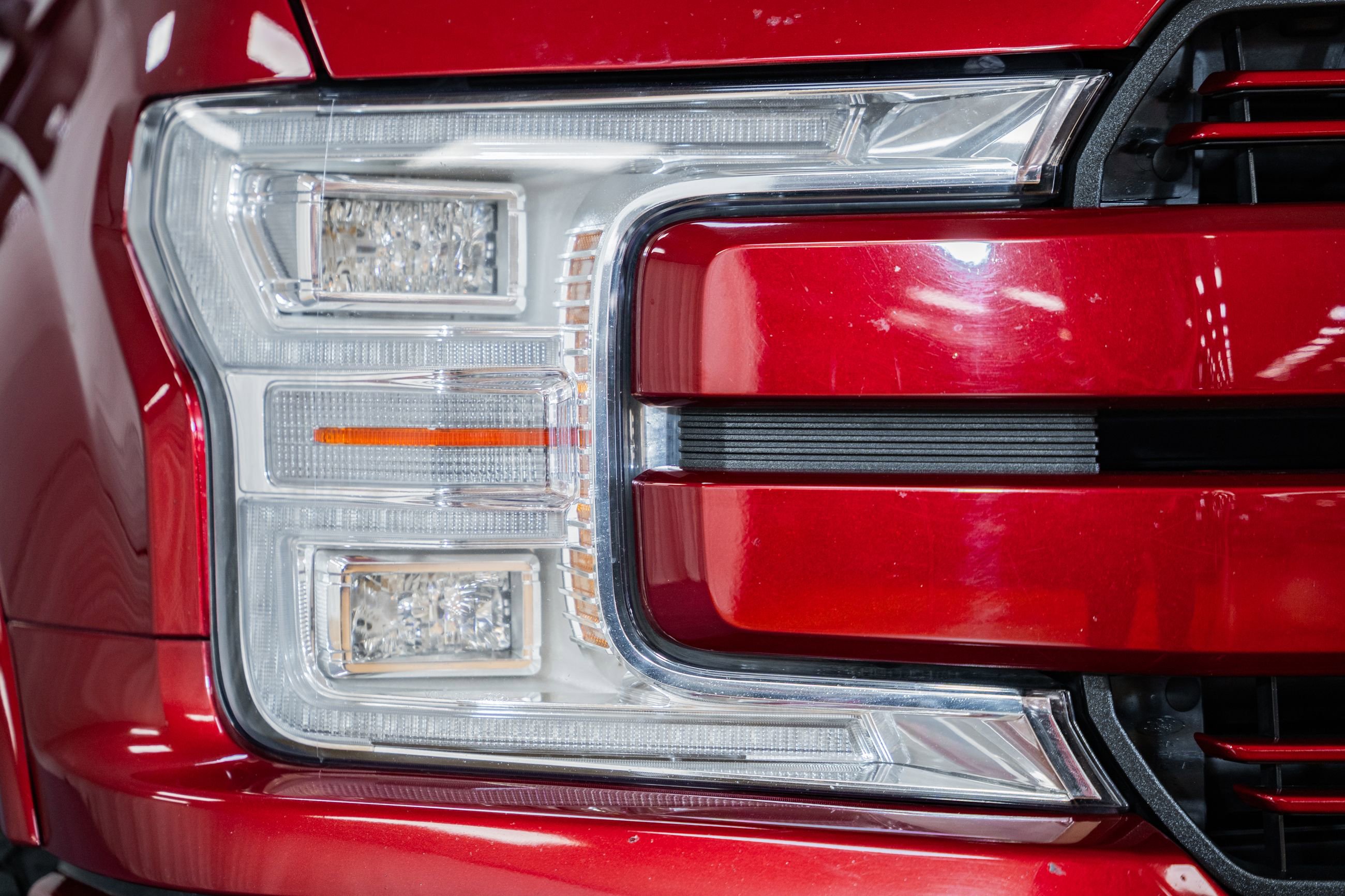 Certified 2019 Ford F150 Lariat w/ Equipment Group 502A Luxury image 9