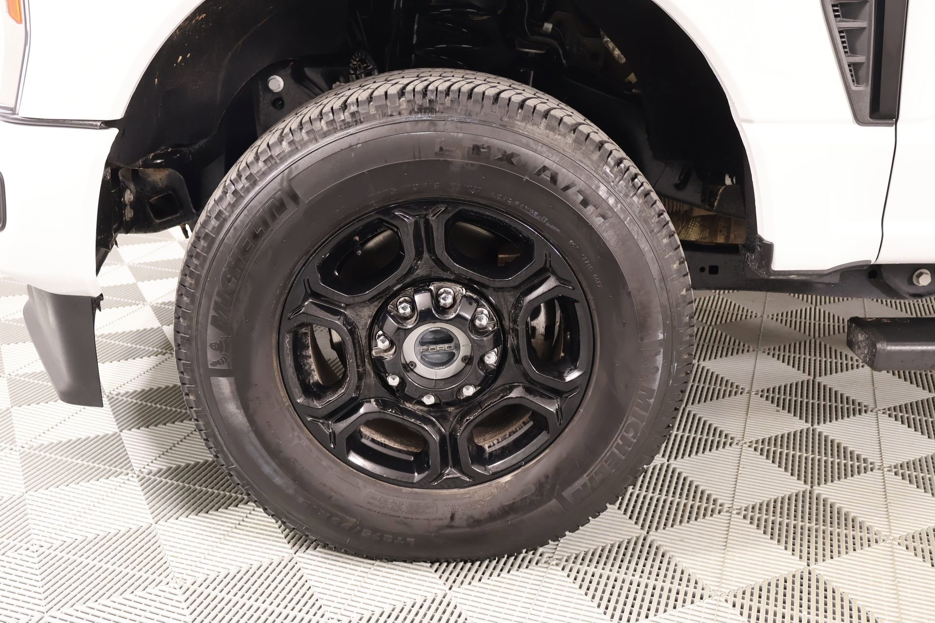 Used 2023 Ford F250 XL w/ STX Appearance Package AWD/4WD image 16