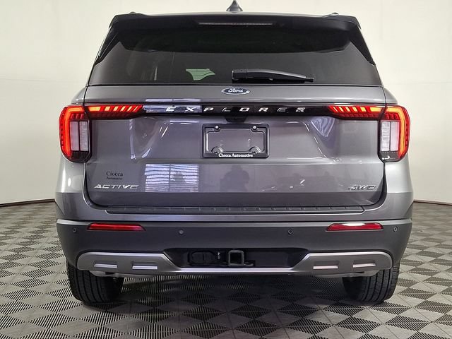 Used 2025 Ford Explorer Active w/ Active Comfort Package AWD/4WD image 8
