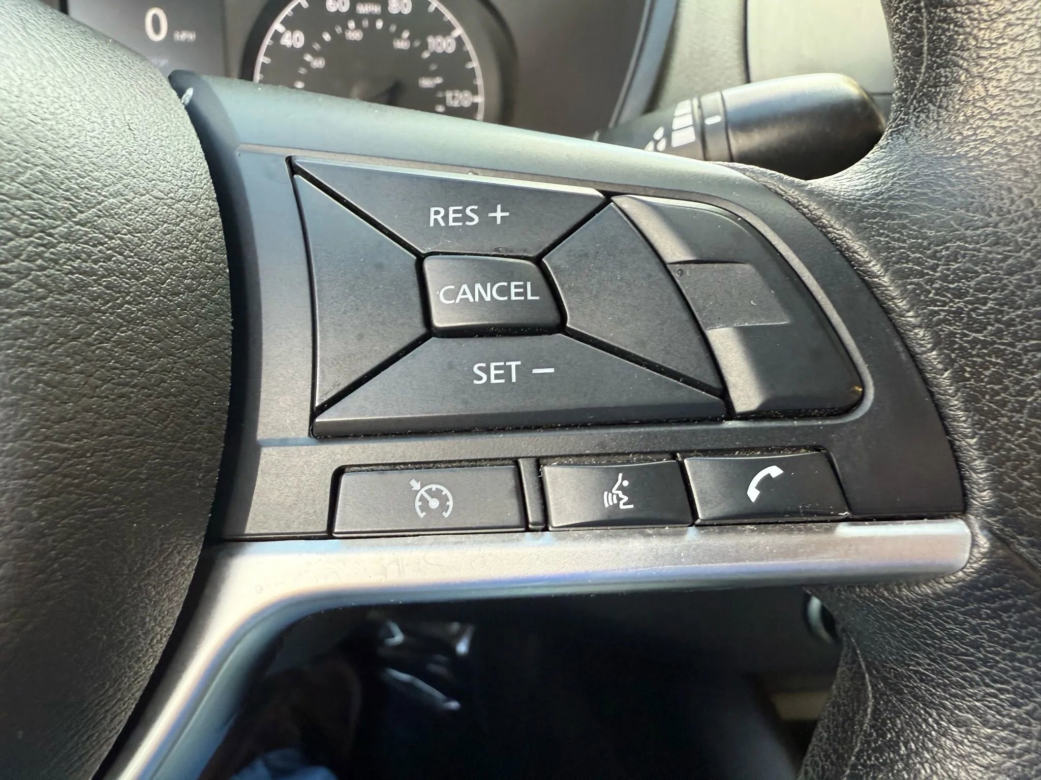 Used 2022 Nissan Altima 2.5 S FWD image 14