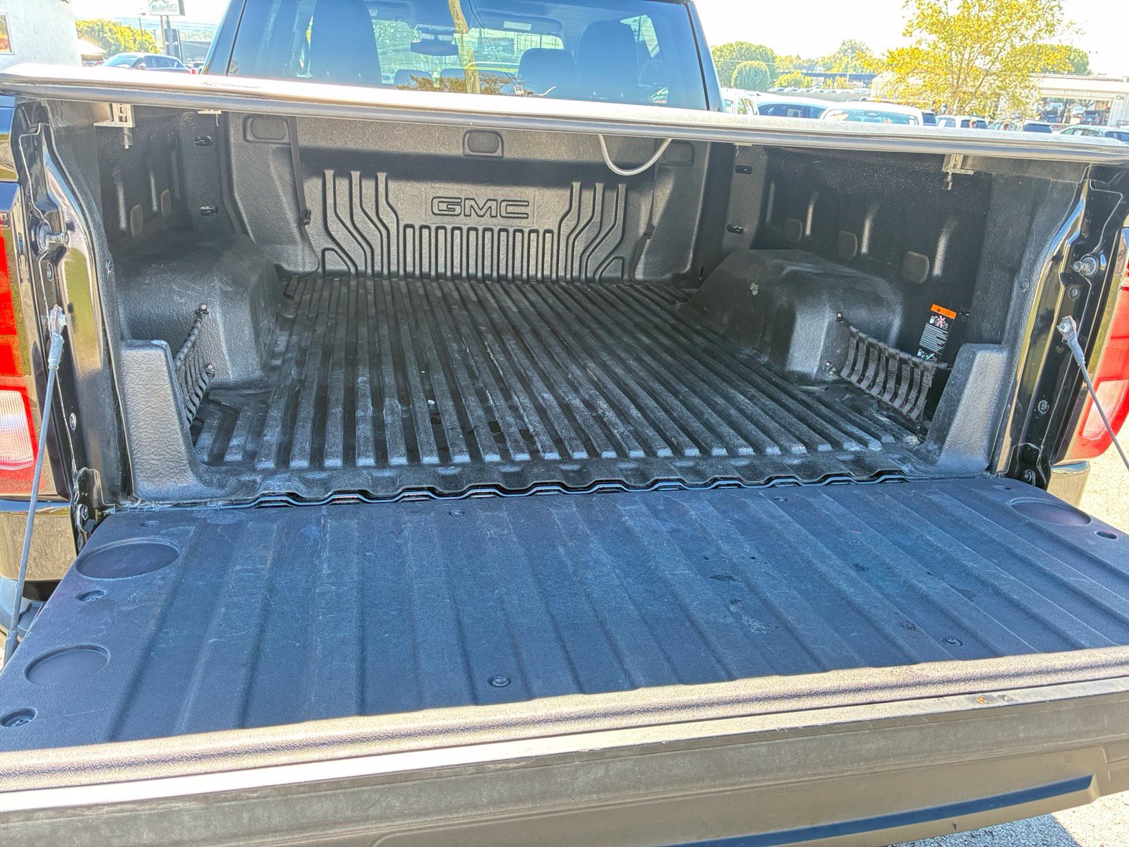 Used 2024 GMC Sierra 1500 Elevation AWD/4WD image 12