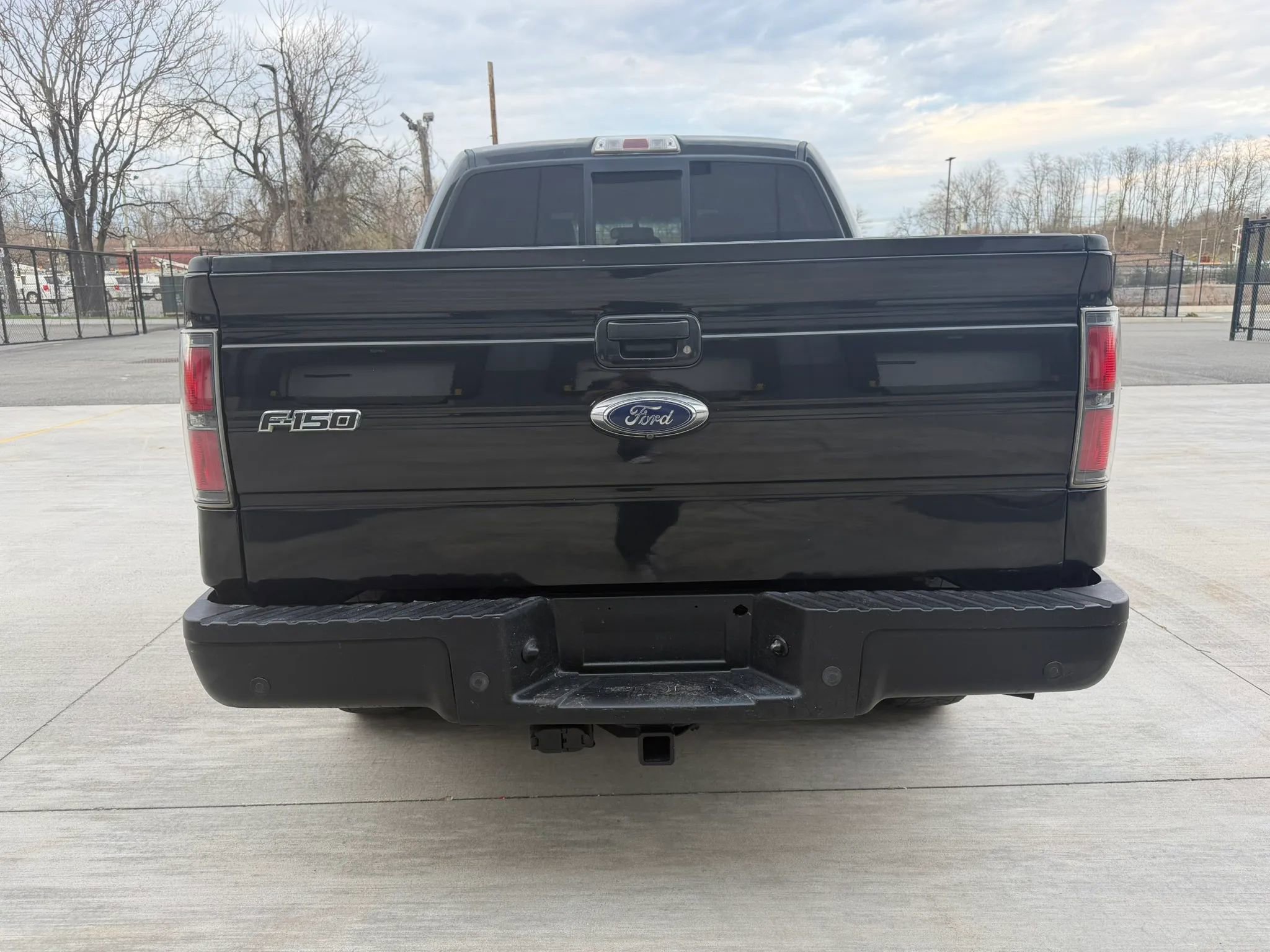 Used 2014 Ford F150 FX4 w/ Equipment Group 402A Luxury image 8