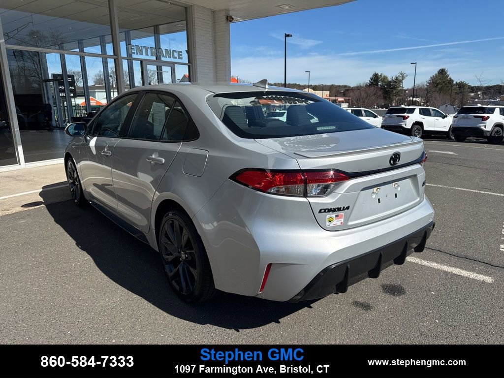 Used 2023 Toyota Corolla SE w/ Carpet Mat Package (TMS) image 5