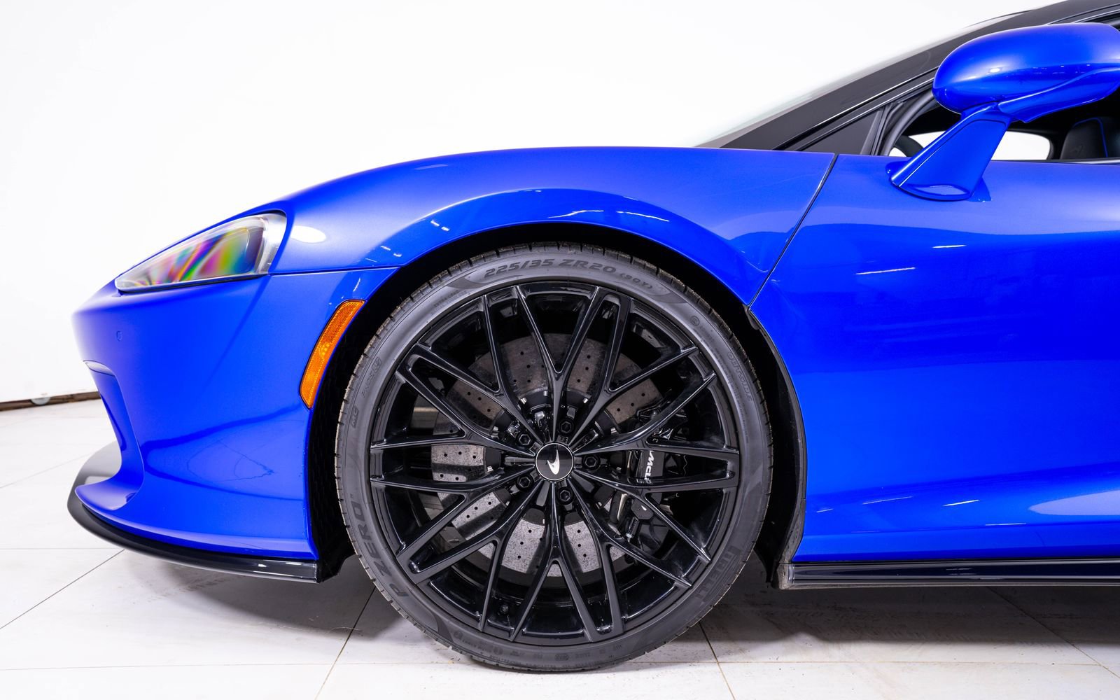 Used 2023 McLaren GT image 13