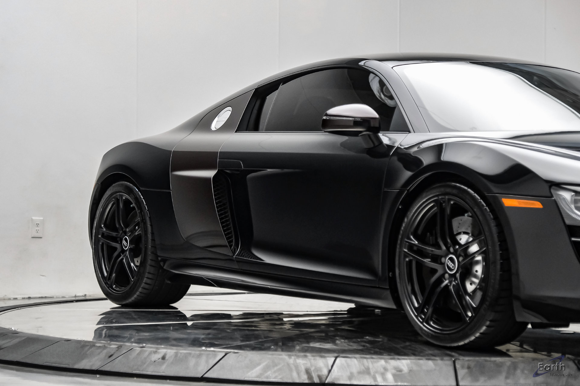Used 2011 Audi R8 V10 AWD/4WD image 30