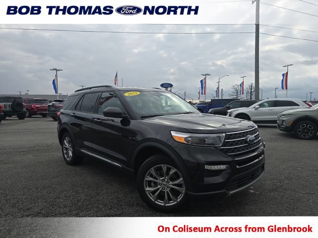 Certified 2023 Ford Explorer XLT w/ Equipment Group 202A AWD/4WD image 1