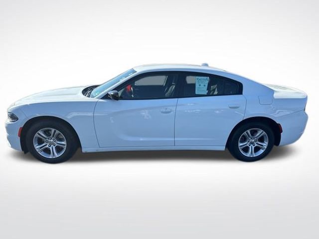 Used 2023 Dodge Charger SXT image 2
