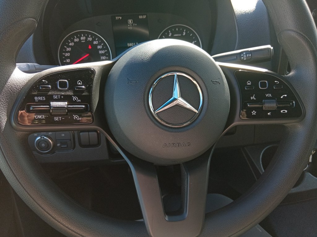 Used 2024 Mercedes-Benz Sprinter 2500 image 18