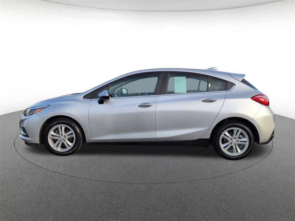 Used 2018 Chevrolet Cruze LT w/ Convenience Package image 8