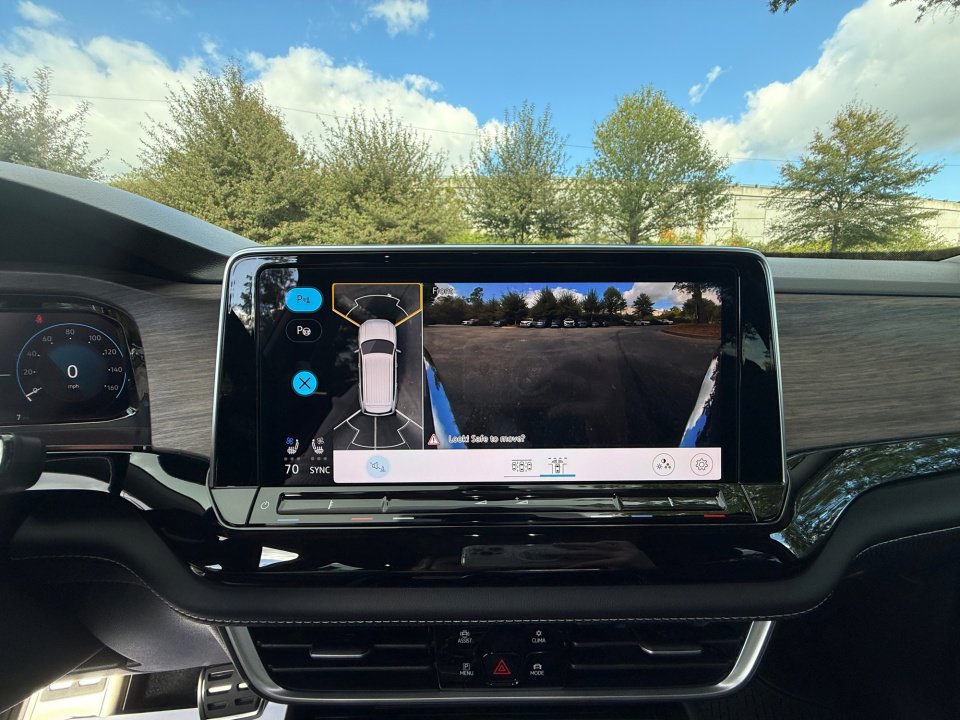 New 2026 Volkswagen Atlas SEL Premium R-Line image 19