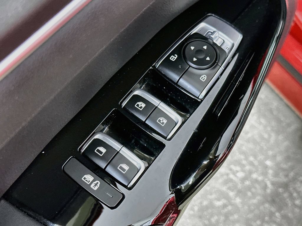 Used 2025 Kia K5 GT-Line w/ GT-Line Premium Package FWD image 22