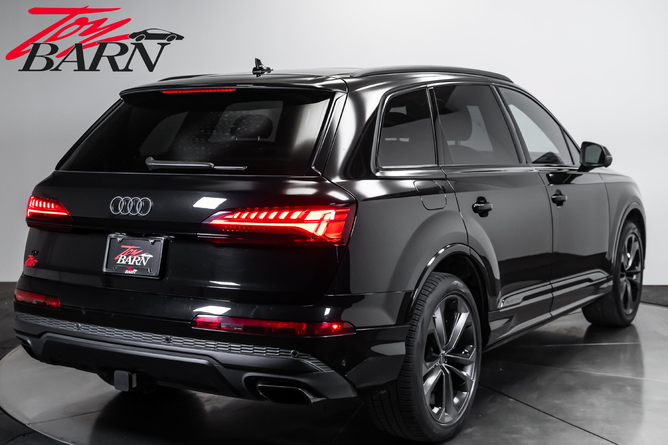 Used 2025 Audi Q7 3.0T Premium Plus w/ Premium Plus Package AWD/4WD image 5