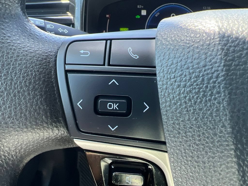 Used 2025 Toyota Camry LE FWD image 55