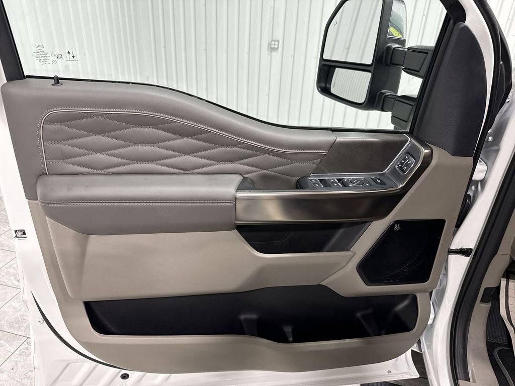 Used 2026 Ford F450 Platinum w/ Platinum Plus Package image 23