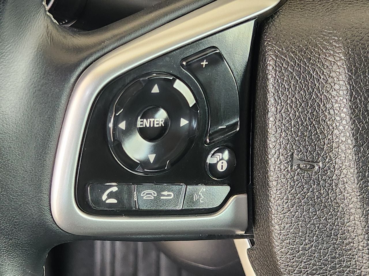 Used 2020 Honda Civic EX image 27