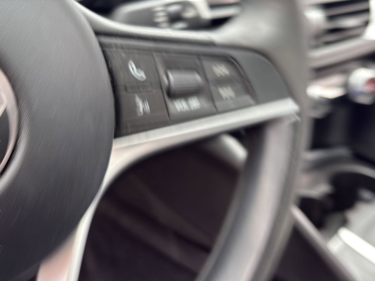 Used 2019 Alfa Romeo Giulia AWD image 22