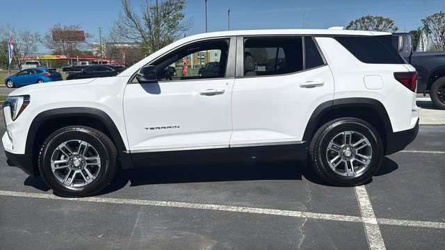 Used 2025 GMC Terrain Elevation image 4