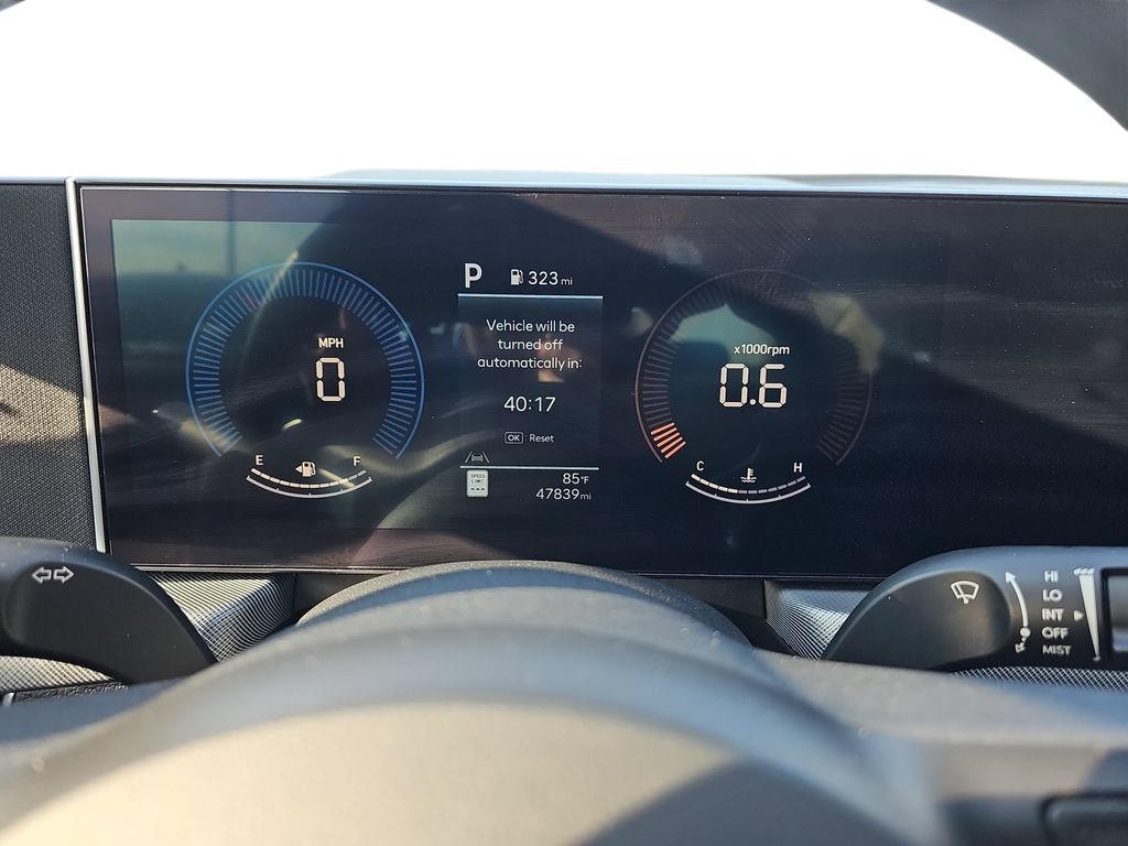 Used 2025 Hyundai Sonata SEL FWD image 19