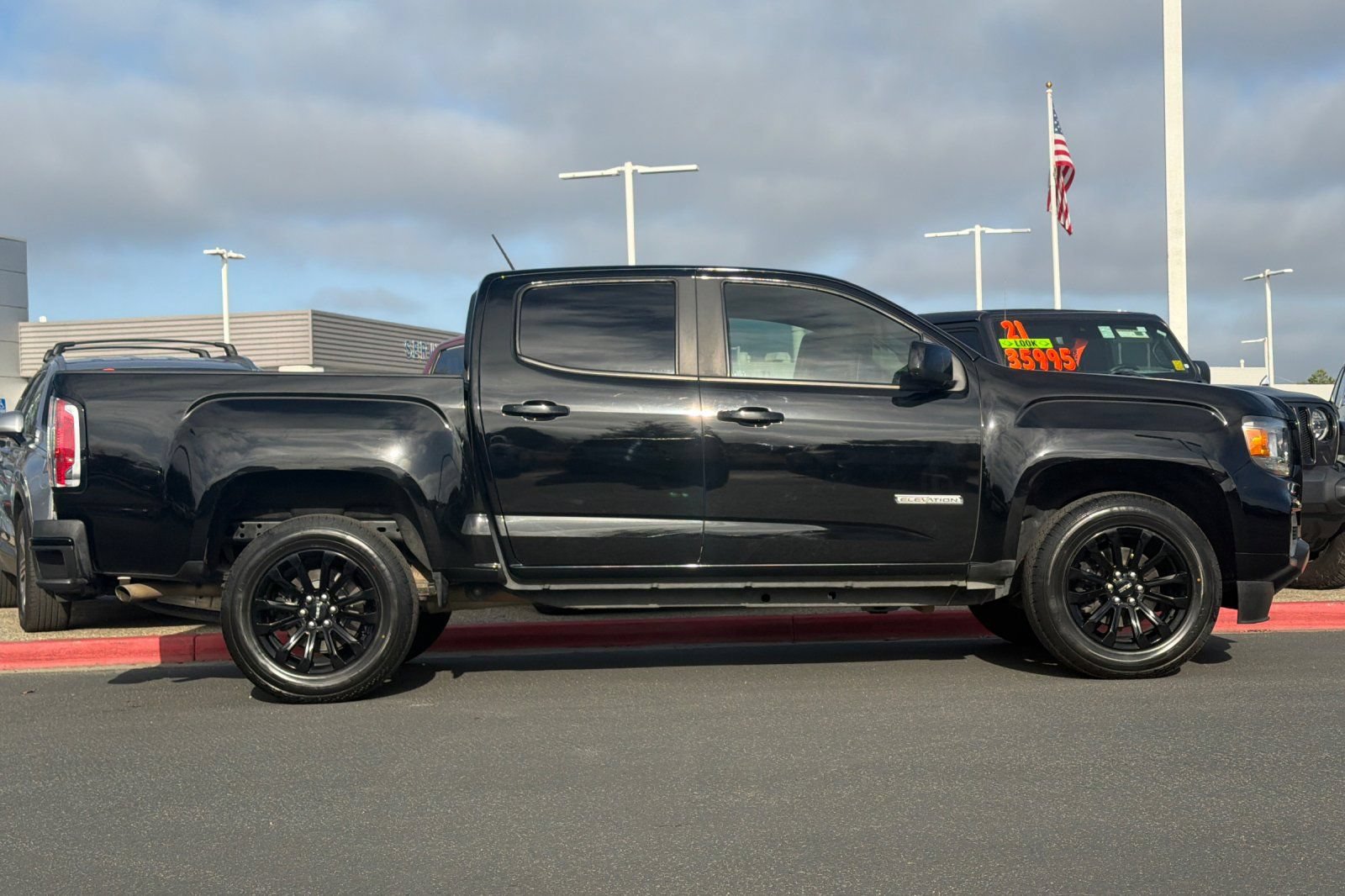 Used 2021 GMC Canyon Elevation w/ Driver Alert Package RWD image 3