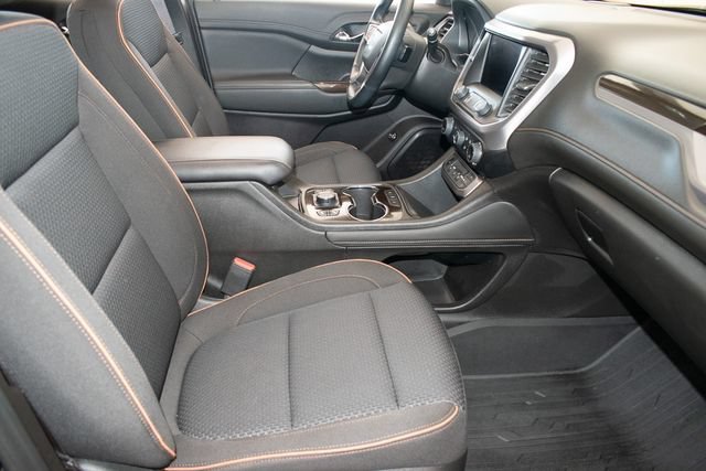 Used 2023 GMC Acadia AT4 w/ Trailering Package AWD/4WD image 10