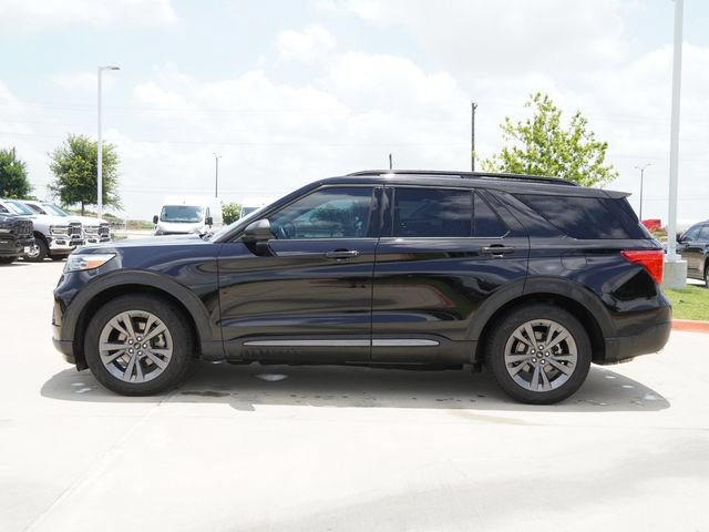 Used 2021 Ford Explorer XLT w/ Equipment Group 202A RWD image 6
