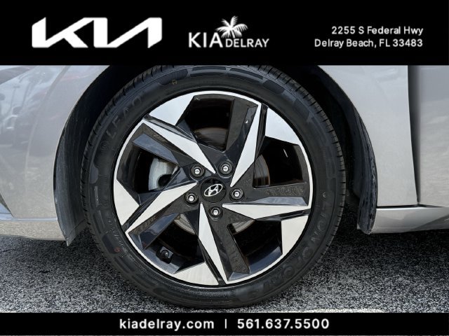 Used 2023 Hyundai Elantra Limited w/ Cargo Package FWD image 36