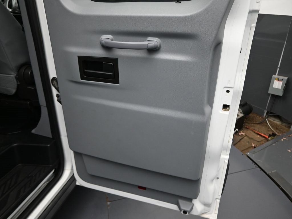 Used 2016 Ford Transit 350 XL image 24