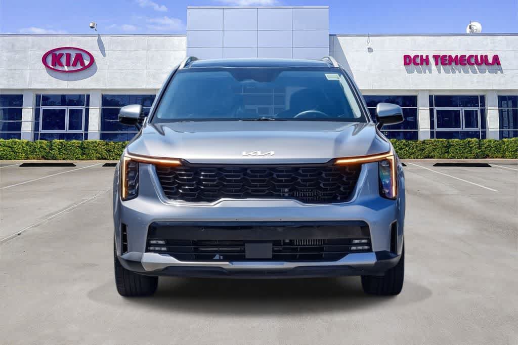 Certified 2025 Kia Sorento EX AWD/4WD image 2