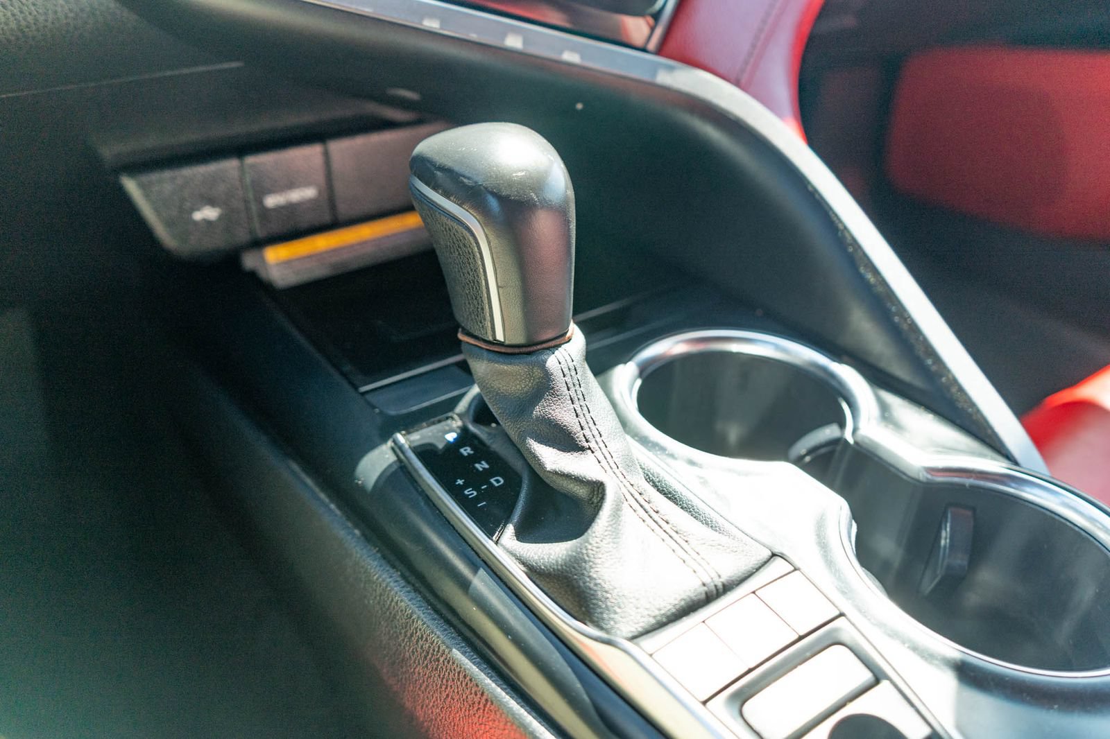 Certified 2020 Toyota Camry XSE FWD image 23