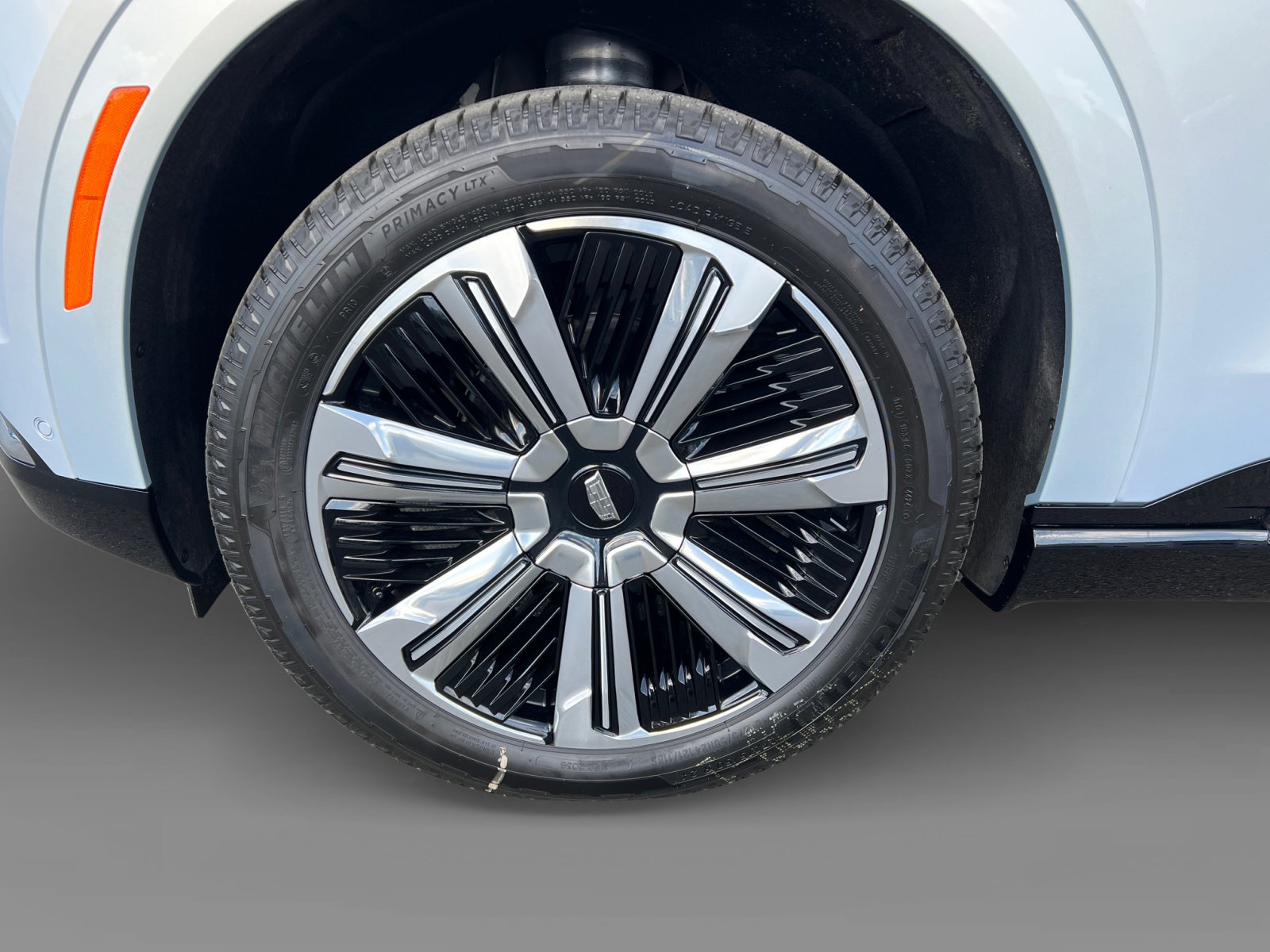 New 2025 Cadillac Escalade IQ Luxury 2 image 9