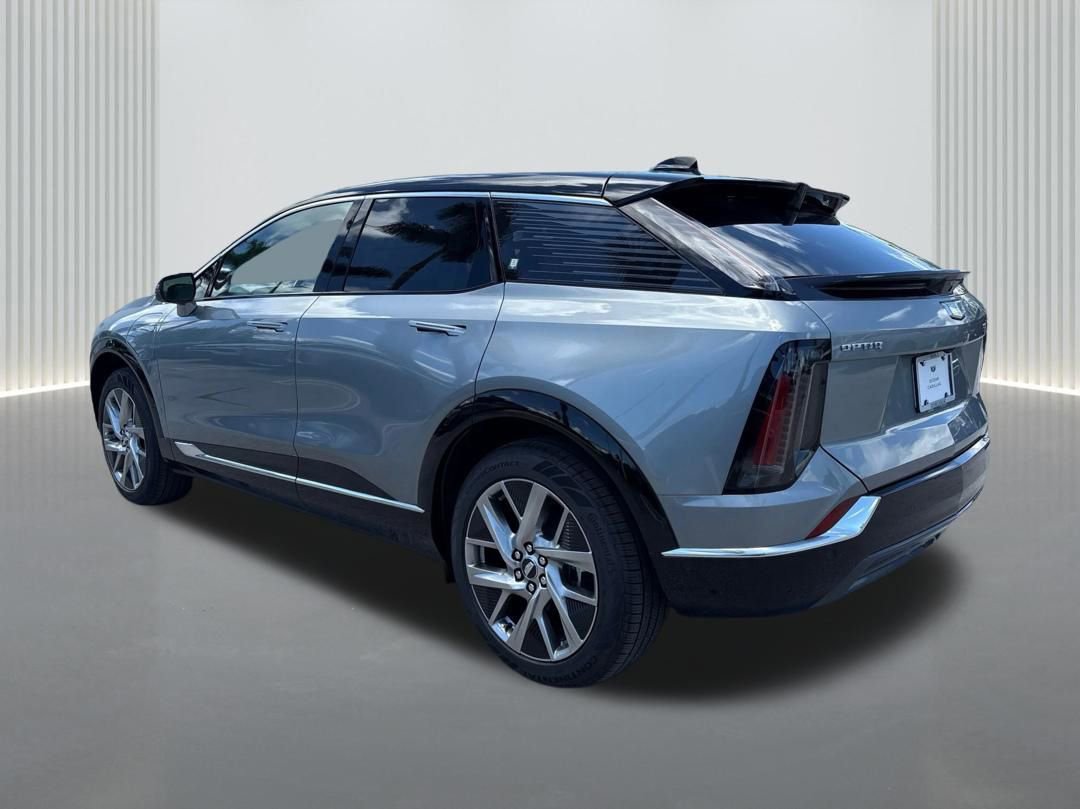 New 2026 Cadillac Optiq Luxury 1 RWD image 7