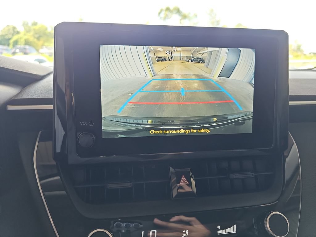 Used 2025 Toyota Corolla LE FWD image 21