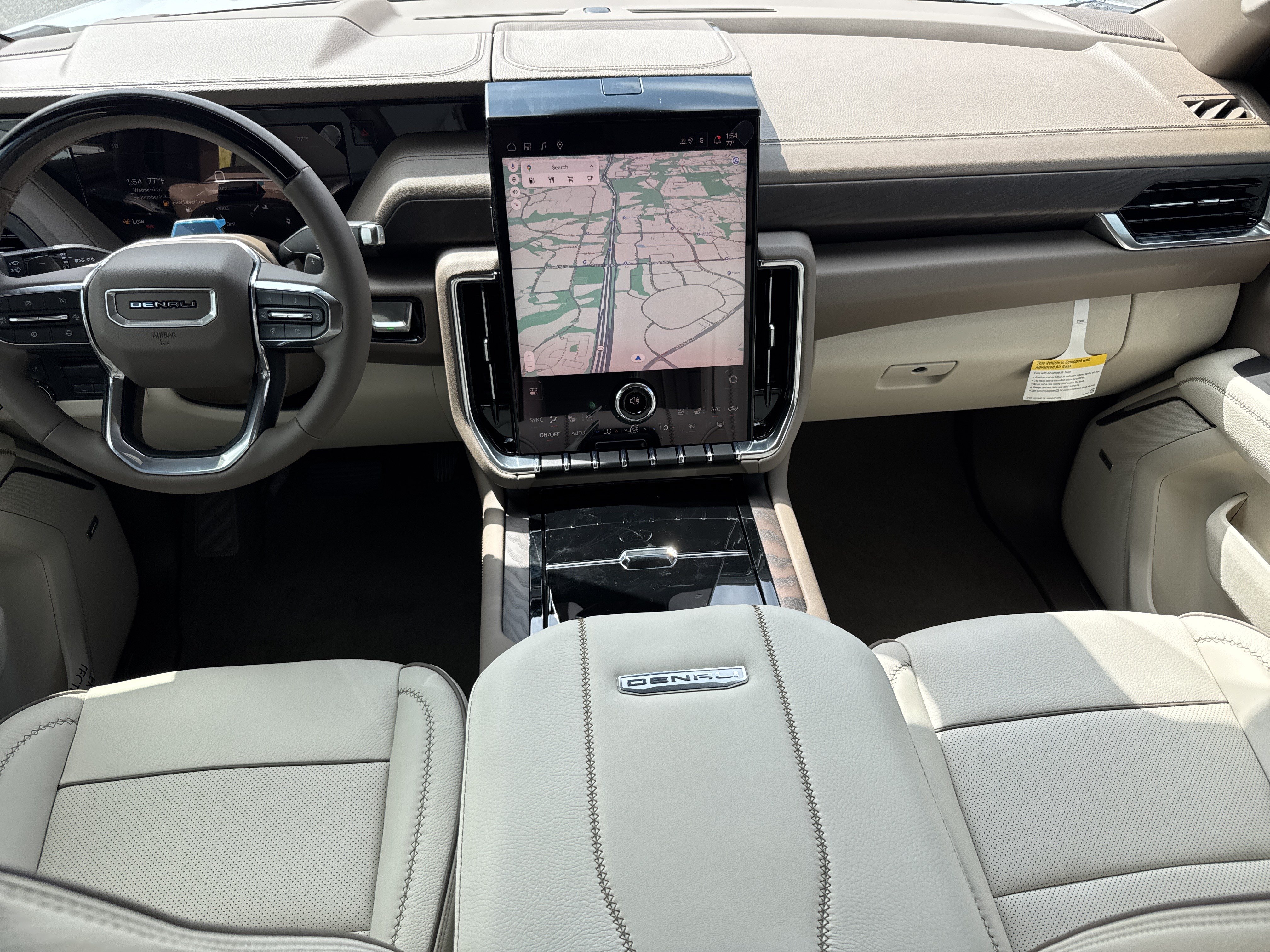 New 2026 GMC Yukon XL Denali w/ Denali Reserve Package RWD image 31