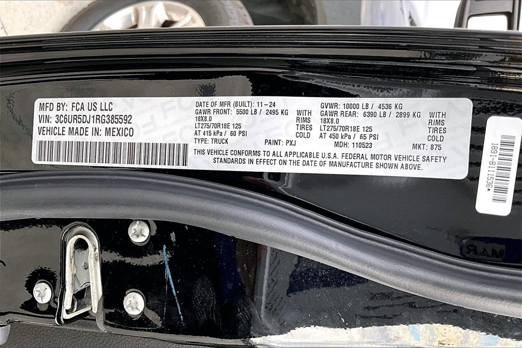 Used 2024 RAM 2500 Big Horn w/ Sport Appearance Package image 37