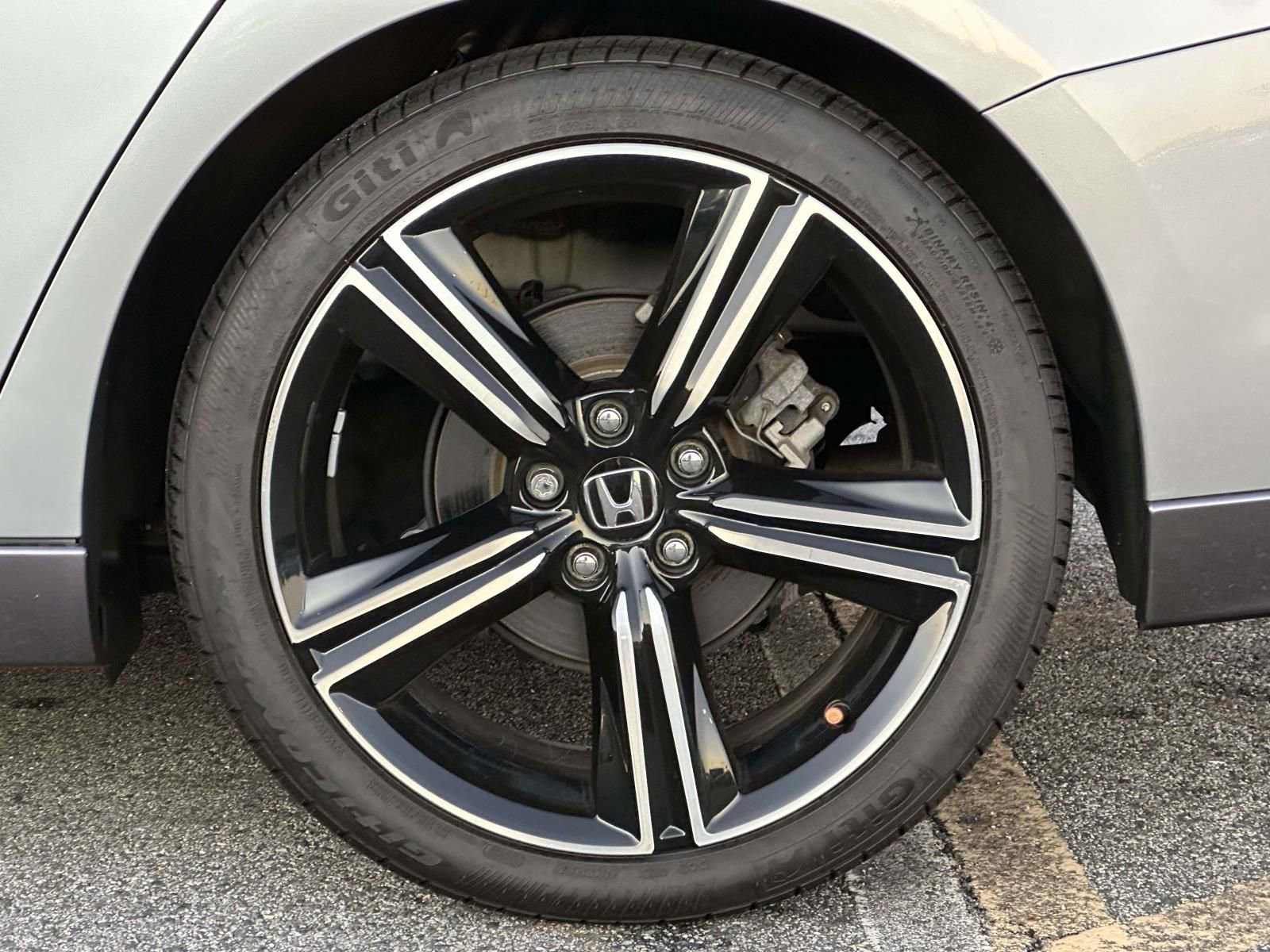 Used 2023 Honda Accord Sport image 16