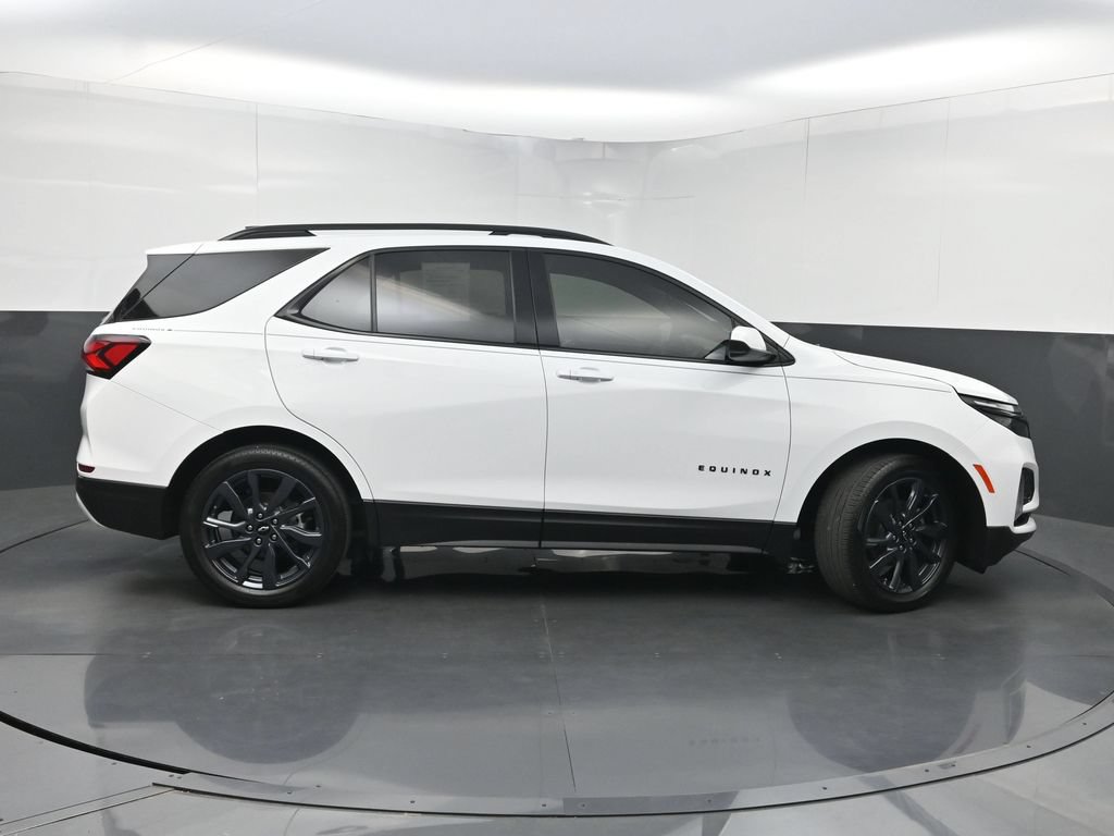 Used 2024 Chevrolet Equinox RS FWD image 40