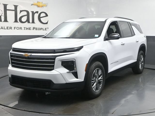 New 2027 Chevrolet Traverse LT w/ LPO, Floor Liner Package AWD/4WD image 13