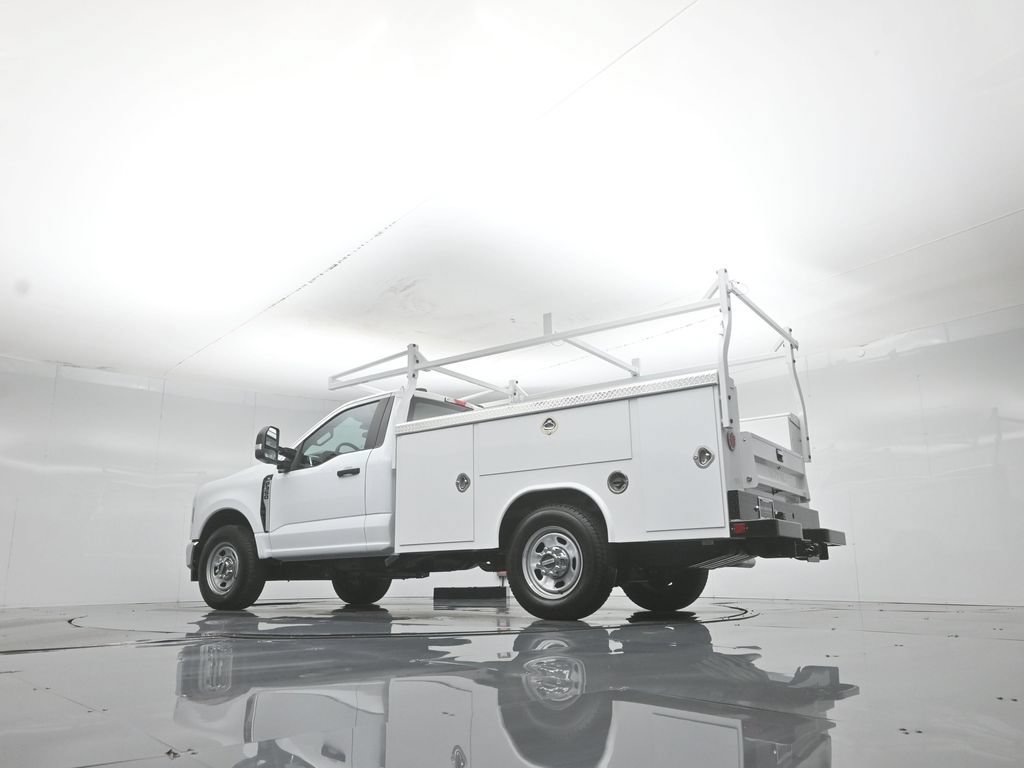 New 2026 Ford F350 XL w/ XL Chrome Package RWD image 52